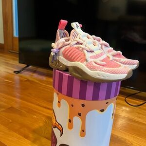 Sia Collective V2 "I Scream" Size 5
